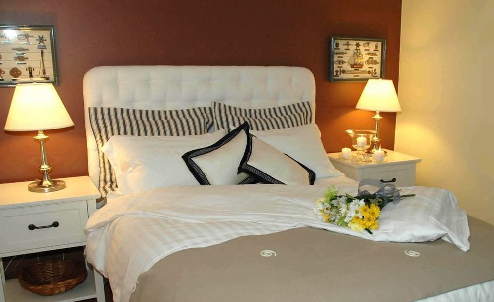 At The Shore Bed And Breakfast Sechelt Exterior photo